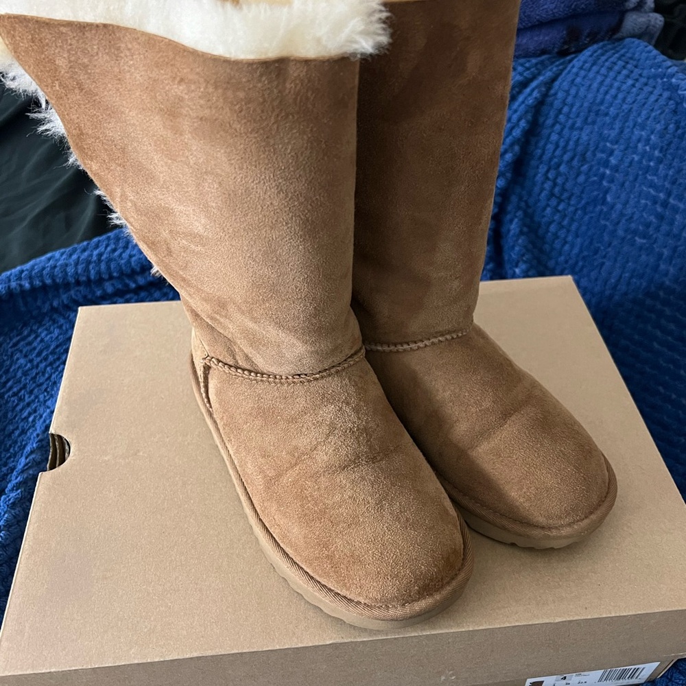 UGG Classic Tan Winter Boots